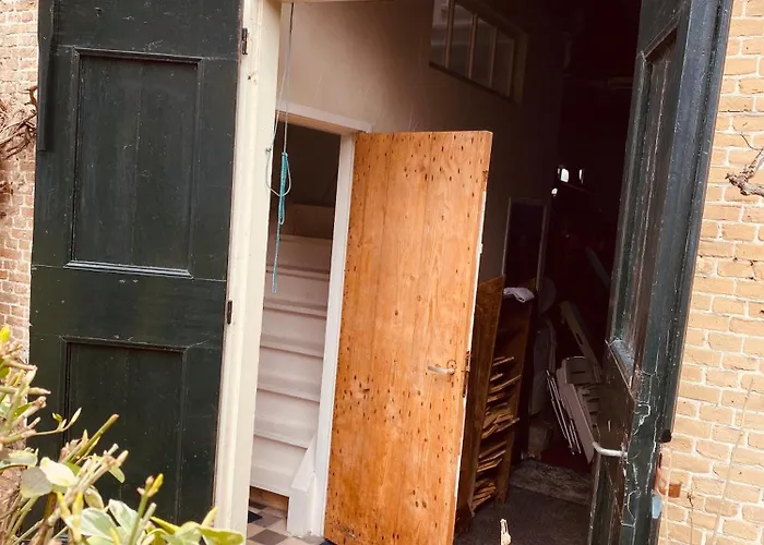 Let Op De Badkamer Moet Met Andere Gasten Gedeeld Worden شقة *