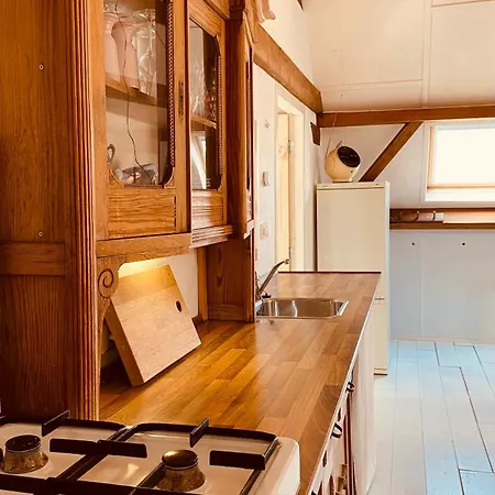 Let Op De Badkamer Moet Met Andere Gasten Gedeeld Worden * Goedereede